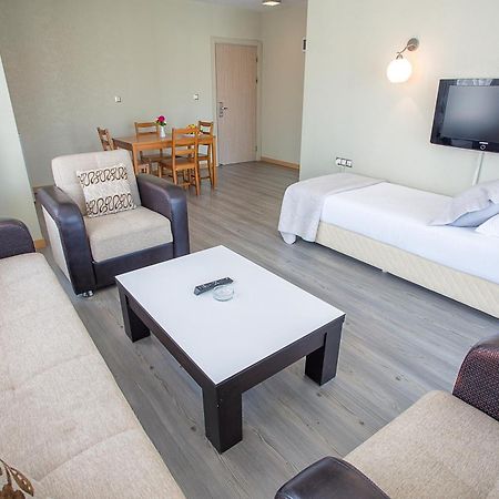 Cilek Marina Otel Çeşme Buitenkant foto
